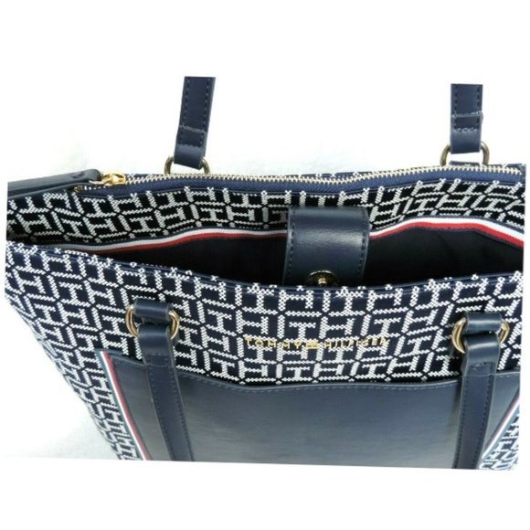Tommy Hilfiger Jacquard Tote Shoulder Handbags - Picture 5 of 8